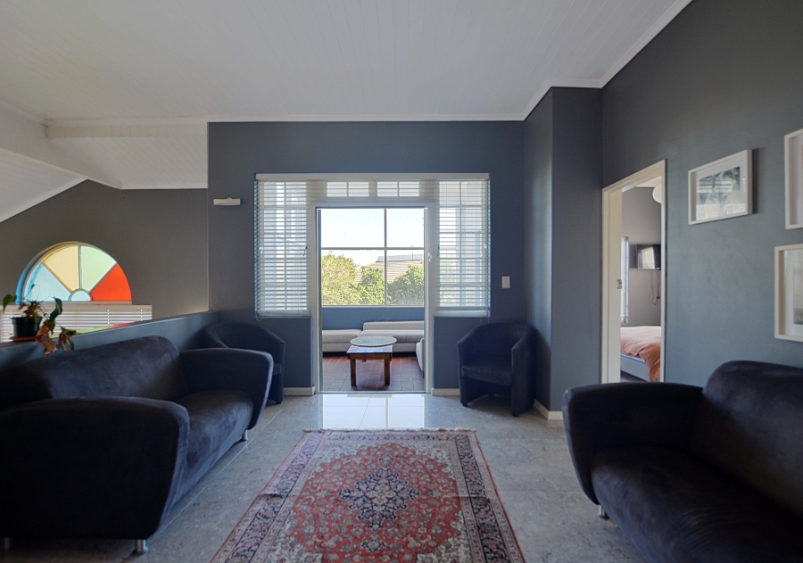 4 Bedroom Property for Sale in Bloubergstrand Western Cape